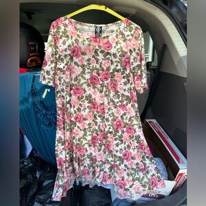 Agnes & Dora Floral Tunic with Ruffles, L